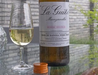 Spaanse wijn la guita manzanilla3